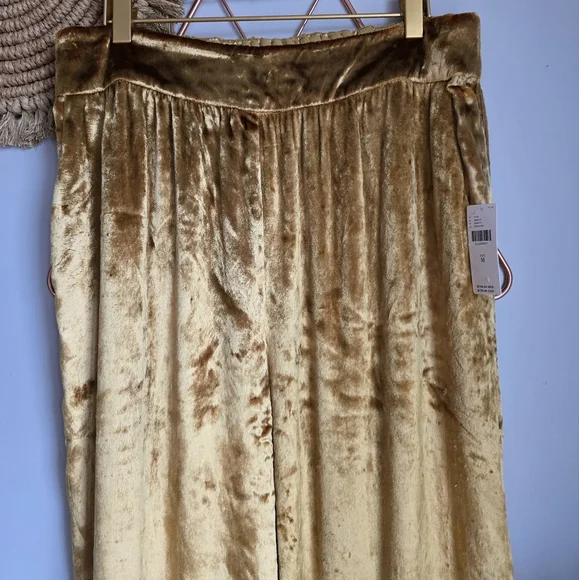 Anthropologie, New, Maeve Anastacia Gold Wide Leg Velvet Pants, Size Medium - Picture 3 of 12